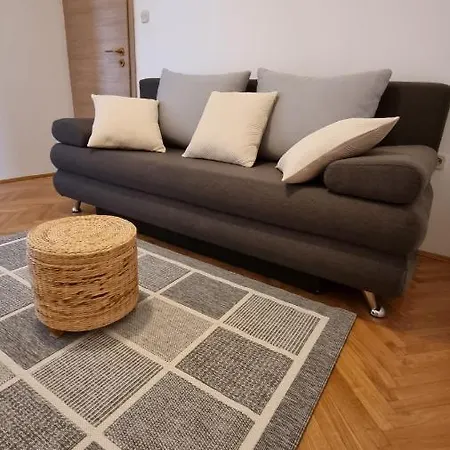 Apartment Maris *